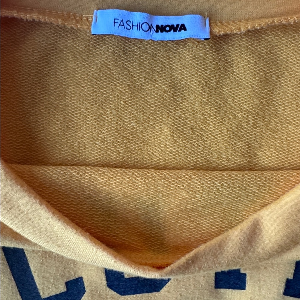 Yellow Cropped Shirt with Black Text - Picture 4 of 4